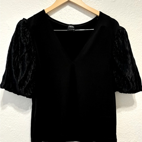 Zara Black V-Neck Puff Sleeve Mixed Textile Blouse L - Picture 8 of 8